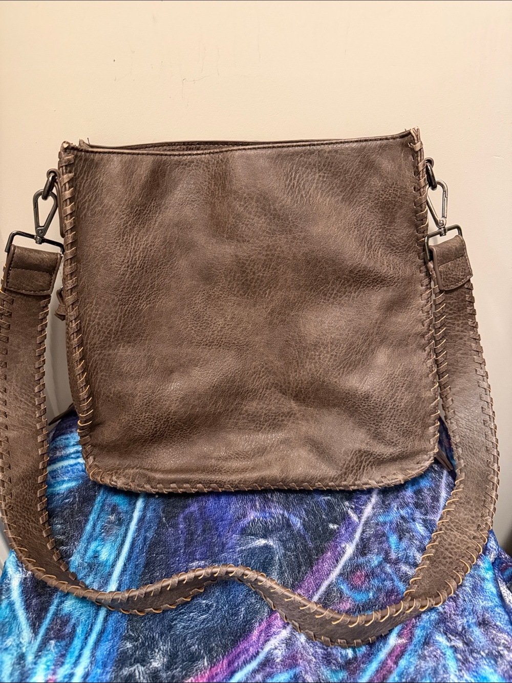 Antik Kraft Distressed Brown Leather Crossbody Shoulder Bag